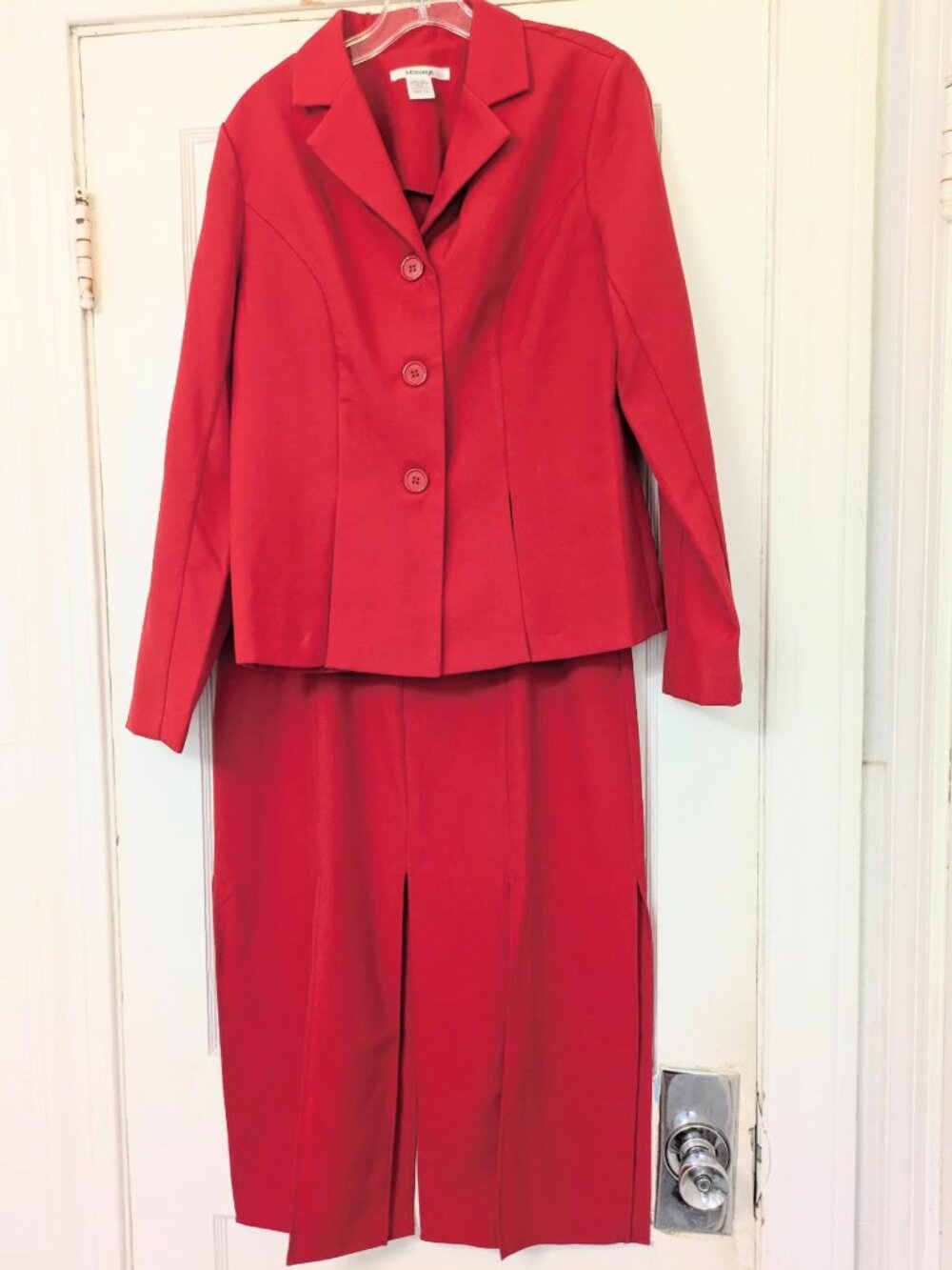 Masseys Vintage Red Tailored Skirt Suit with Split Design - 10